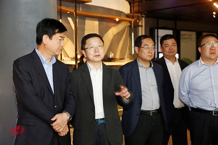 ×ðÁú¶¶È¦(Öйú¹ÙÍø)-Ϊdu¶øÉú