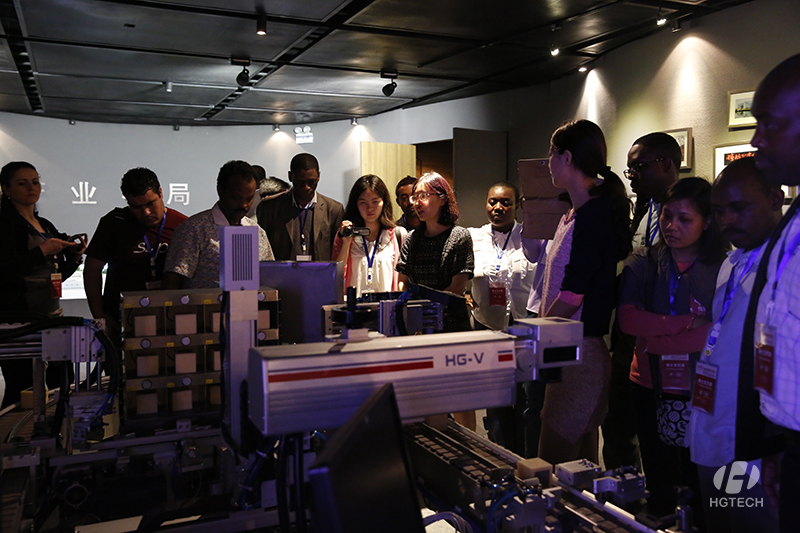 ×ðÁú¶¶È¦(Öйú¹ÙÍø)-Ϊdu¶øÉú