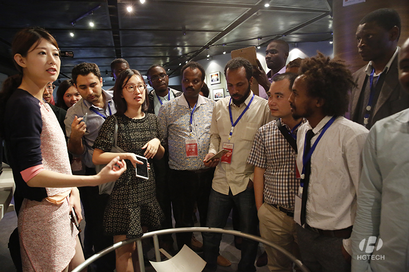 ×ðÁú¶¶È¦(Öйú¹ÙÍø)-Ϊdu¶øÉú